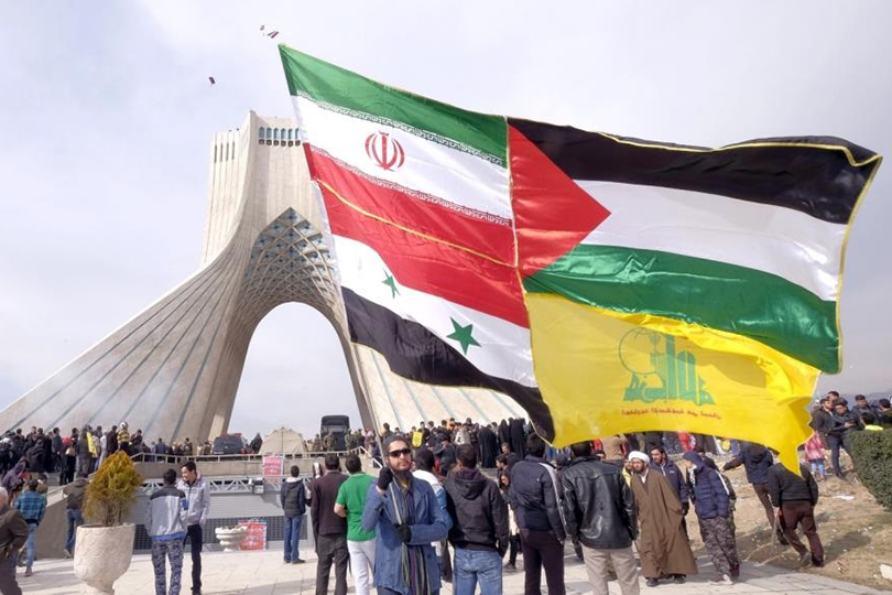 {"id":286097,"title":"\u0645\u0646 \u0648\u062d\u062f\u0629 \u0627\u0644\u0633\u0627\u062d\u0627\u062a \u0625\u0644\u0649 \u0627\u0644\u062d\u0631\u0628 \u0627\u0644\u0645\u0641\u062a\u0648\u062d\u0629.. \u0642\u0631\u0627\u0621\u0629 \u0641\u064a \u062a\u062d\u0648\u0644\u0627\u062a \u0627\u0644\u0639\u0642\u064a\u062f\u0629 \u0627\u0644\u0627\u0633\u062a\u0631\u0627\u062a\u064a\u062c\u064a\u0629 \u0627\u0644\u0625\u064a\u0631\u0627\u0646\u064a\u0629","category_id":104,"image":"\/filestorage\/23\/5dbcc408ef30e.jpg","counter":49,"slug":"hn7EM5I4","category":{"id":104,"src":"regional","name":"\u0642\u0636\u0627\u064a\u0627 \u0627\u0642\u0644\u064a\u0645\u064a\u0629"}}